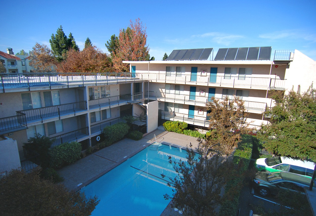 The Aegena Apartments photo 5